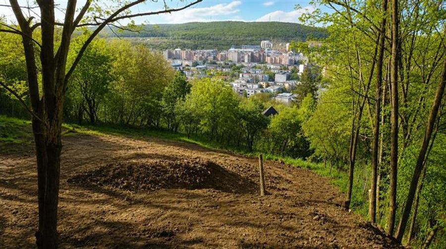 Teren intravilan, Platoul Cornesti, zona premium a orasului, 1.613 mp, oportunit