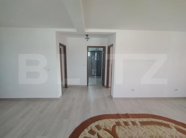 Casa P în Șimnicu de Sus, 3 camere, 71 mp utili, teren 324 mp