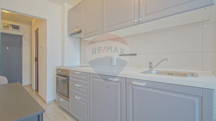 Apartament cu 2 camere de închiriat în zona Florilor
