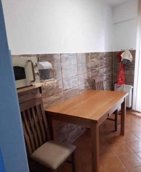 Apartament luminos 2 camere, zona Centrala