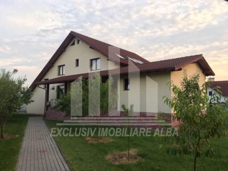 Casa individuala | 400 mp | 2700 mp teren | Alba-Micesti