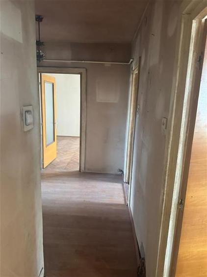 Apartament cu 3 camere, etaj2, 2balcoane, Centru Civic Brasov