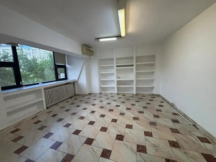 Apartament 2 camere 70 mp Rond Alba Iulia Pretabil Birouri Nemobilat
