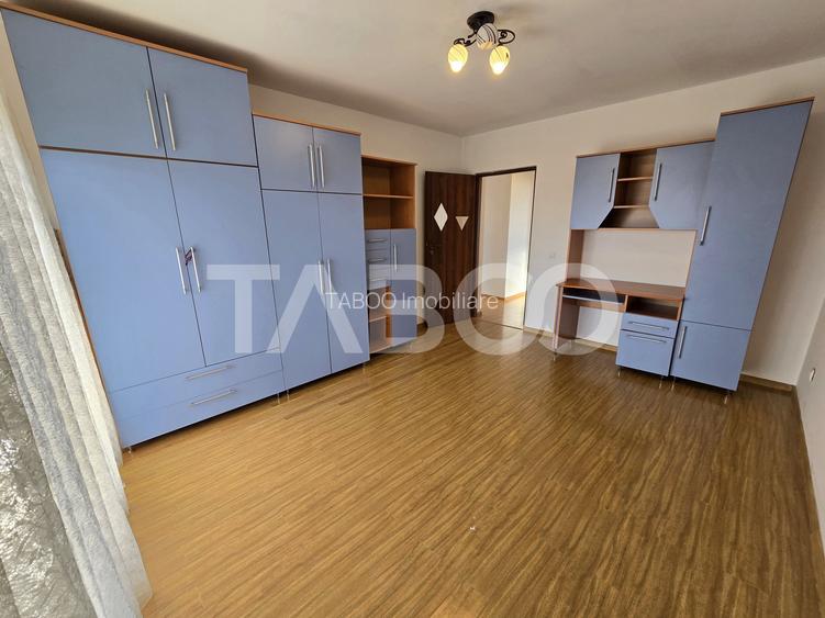 Apartament decomandat 3 camere etaj 2 terasa parcare Selimbar Sibiu - 7