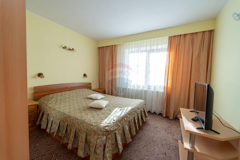Casa, 14 camere, investitie Aparthotel, Predeal
