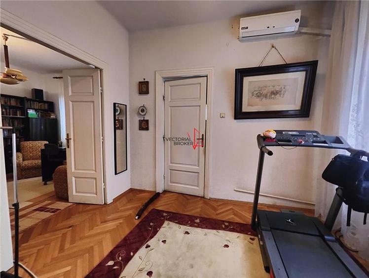 Casa spatioasa cu gradina mare zona Expozitiei Agronomie
