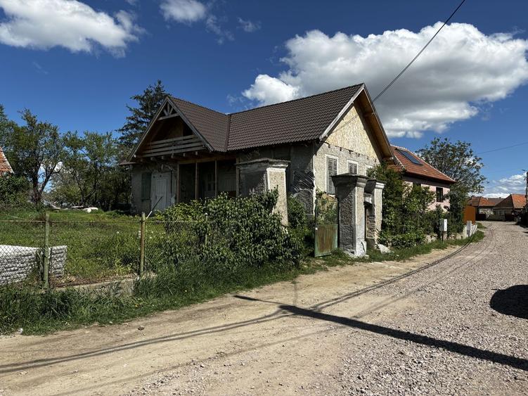 Casa 4 camere 90 M² cu 2.770 M² teren+posibilitate încă 1.200 M² teren