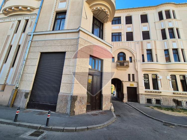 Spațiu comercial cu mezanin în Palatul Bohuș – ultracentral Arad