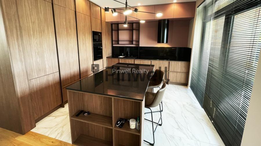 Vilă de Lux cu Saună și View la lac | Cartier Exclusivist | Corbeanca