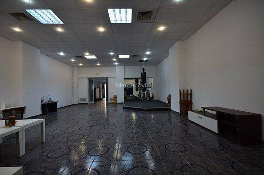 casa vila locuit  Imobil  P+ 2 cu12 camere+ living ultra spatios de 155 m2 - 3