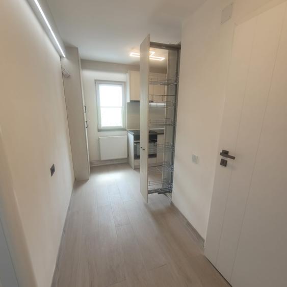 Garsoniera decomandata in bloc de apartamente, Str. Zizinului