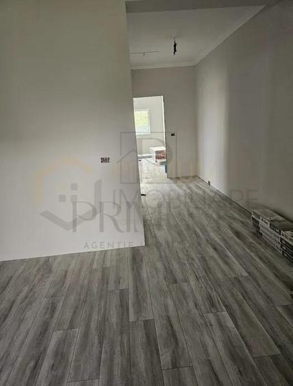 Duplex mobilat utilat - perete dublu - bucatarie inchisa