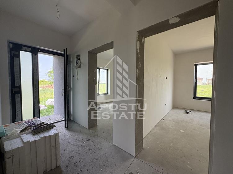 Duplex pe parter 3 camere | Mosnita Noua | Aproape de centura
