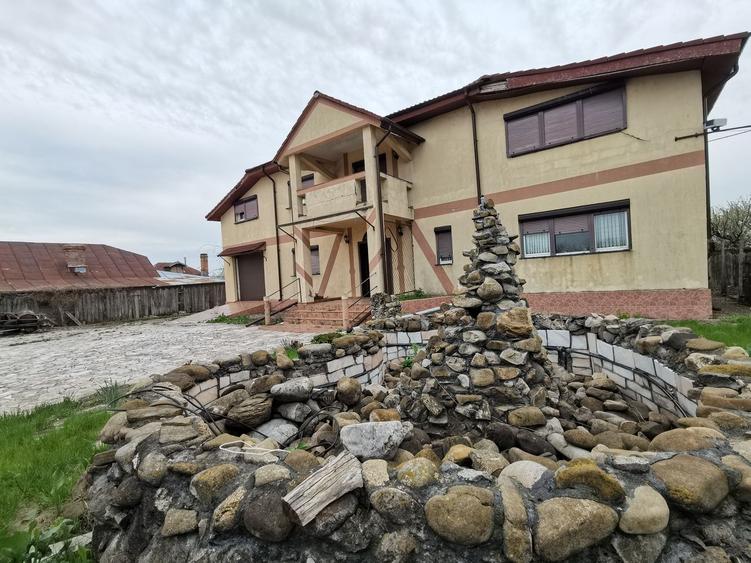 Casa 6 camere Urechesti-Vrancea constructie 2008