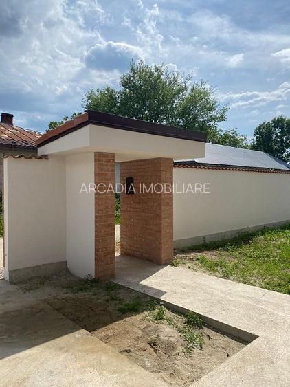 O casa pentru 5 generatii | P+1 | Balotesti langa padure | 6 camere | 4 bai - 2