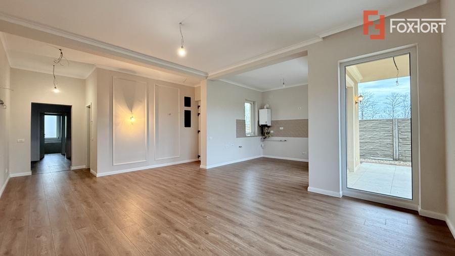 Duplex cu 3 camere si teren de 322 mp, toate utilitatile zona Mosnita Noua
