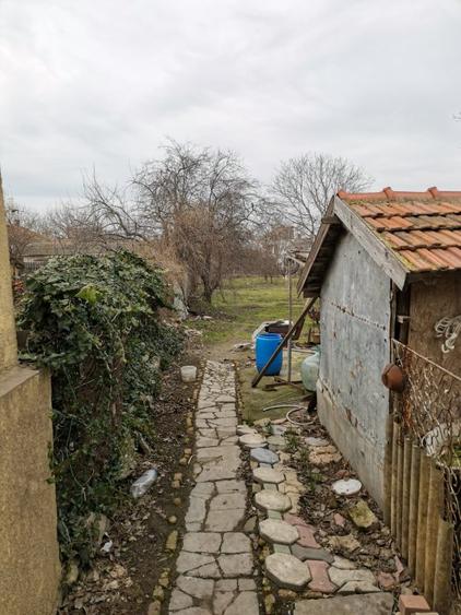 Teren 1.447 mp cu casa 5 camere - Ovidiu - 210.000 euro negociabil (Cod E1)