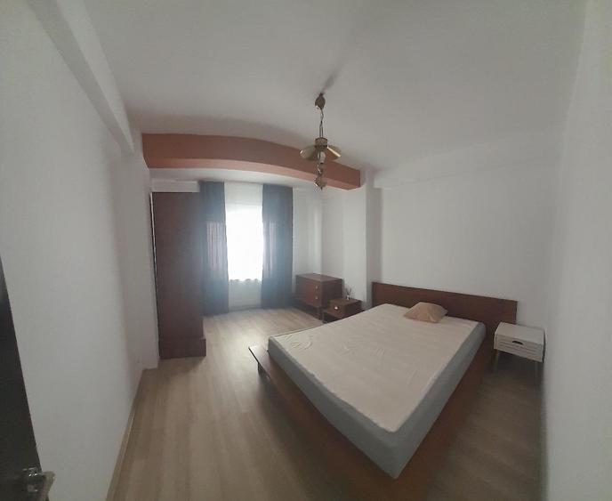 Piata Alba Iulia, ap 3 camere, 92mp, etaj 4/5 , bloc 2011