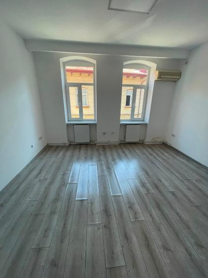 Spațiu de Birouri Premium de Vânzare –103 mp –Ultracentral –B. M, Kogălniceanu12