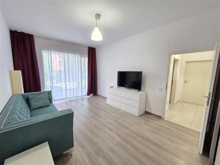 Apartament mobilat, 2 camere decomandate, loc de parcare, Urban Pentha