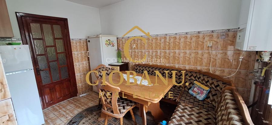 Apartament 3 camere etaj 2/4 DECMOMANDAT zona Rovine - 3