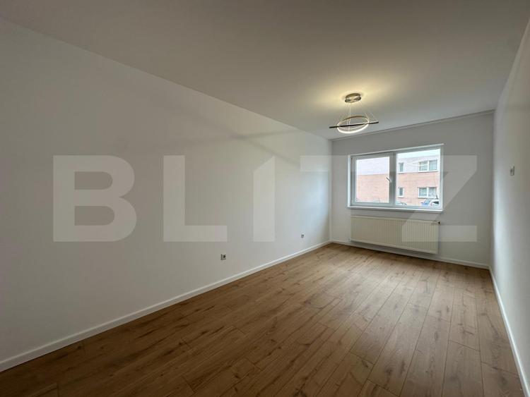 Apartament  de vanzare, 2 camere renovat - Sanpetru