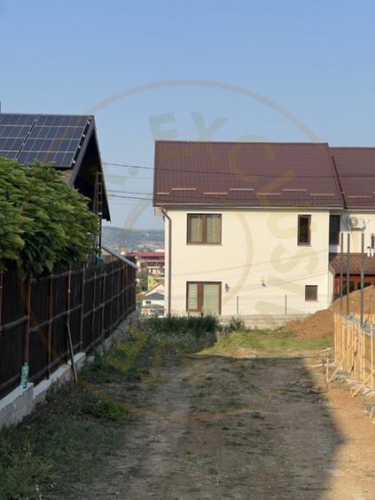 Teren intravilan 446 mp – Strada Pinilor, zonă exclusivistă foarte căutată
