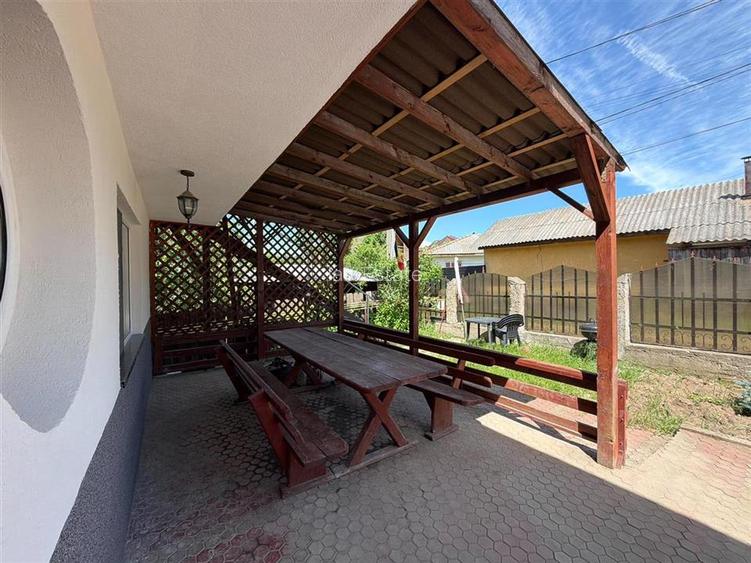 Apartament cu 3 camere si teren in Miroslava langa notariat Iulia Paduraru - 13