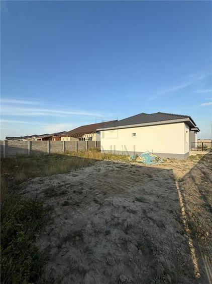 Duplex pe parter - posibilitate alegere finisaje - zona buna