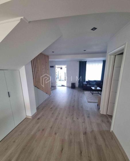 Duplex NOU cu 4 camere, încălzire în pardoseală și terasă panoramică