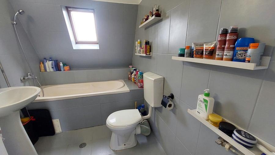 0 % Comision 1 camera, 37 mp, modern, zona strazii Campina