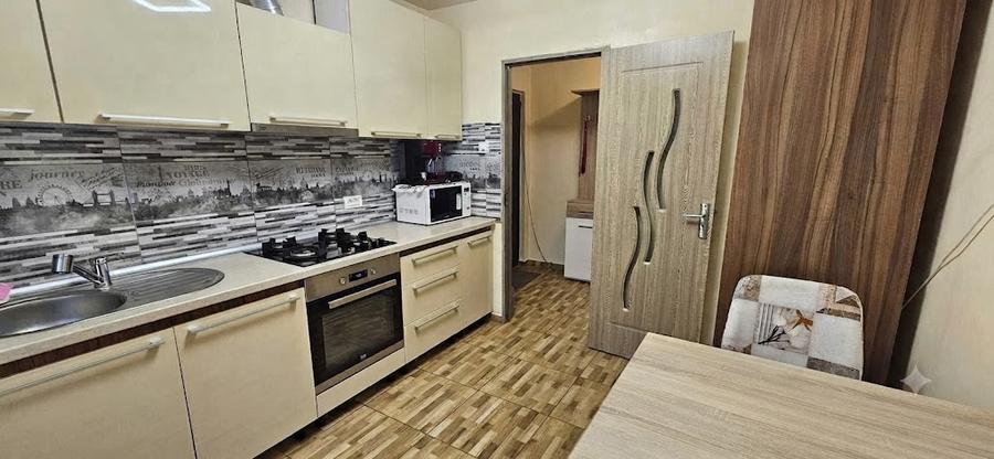 Apartament in bloc de caramida, zona Circumvalatiunii-Favorit