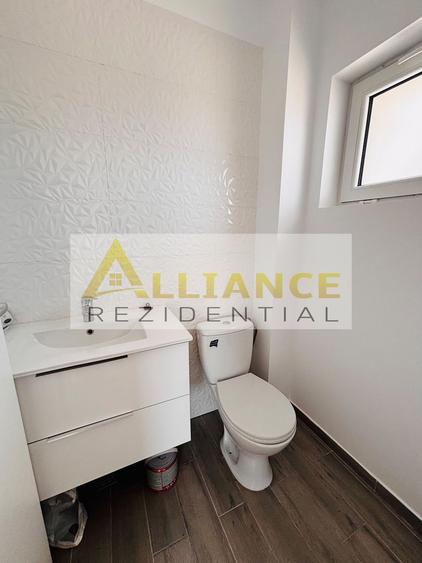 Casa tip duplex , 4 camere , 3 băi , 120 mp utili !