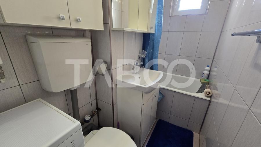 Apartament de inchiriat 2 camere mobilate si utilate Vasile Aaron