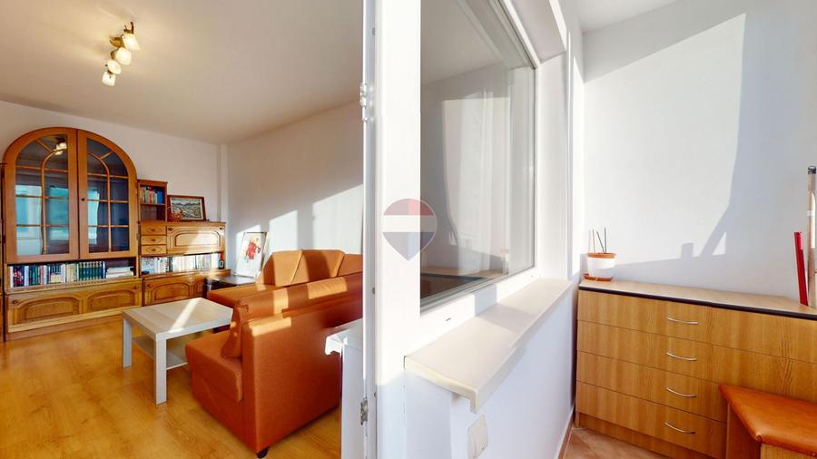 Apartament 2 camere, decomandat, zona Centrul Civic - str. Hărmanului