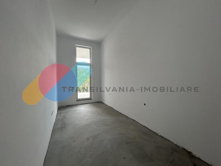 Apartament 4 camere, 93 mp utili, 53 mp terasa, Marasti