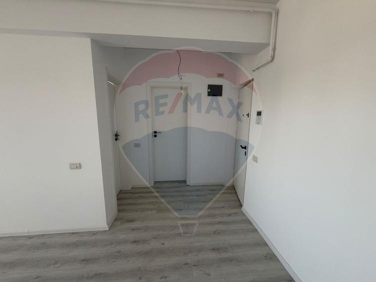 Apartament 2 camere în bloc nou 2024 . Loc de parcare inclus!