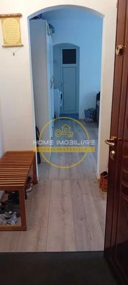 Apartament cu 2 camere in zona Zimbru