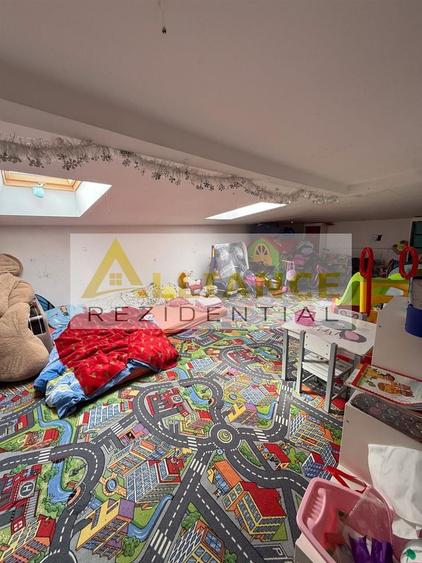 Apartament mare 4 camere â 145 mp compartimentare eficienta