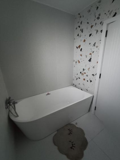 FARA COMISIOANE casa eleganta cu 5 camere 3 terase P+1+pod 2 placi 1800mp asfalt