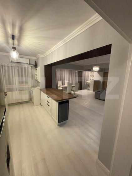 Apartament 3 camere, 120 mp, Calea Bucuresti, zona Universitate