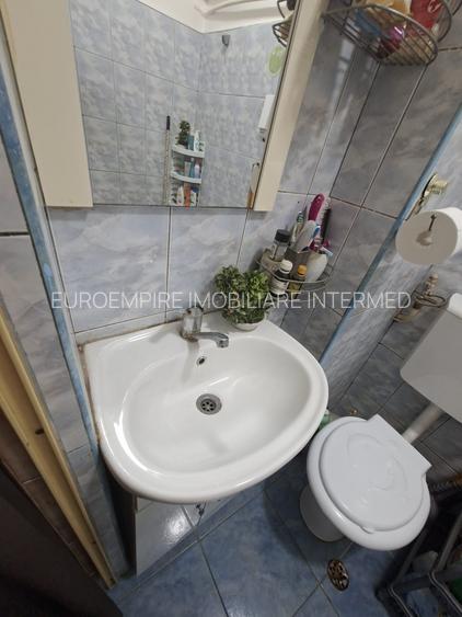 Garsoniera semidecomandata, zona CET - 11