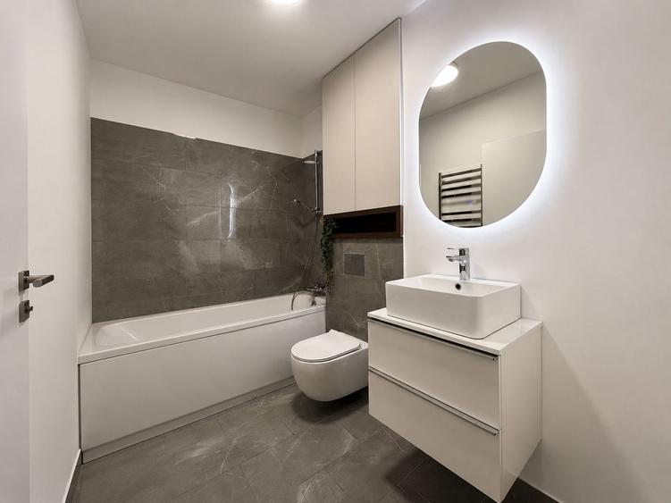 Apartament 4 camere, mobilat, 2 parcari, 84 mp utili, str Oasului
