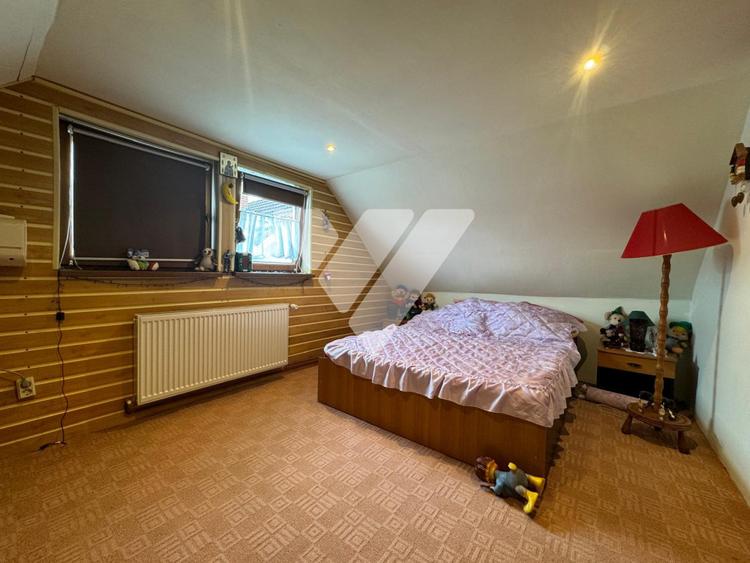 Casa individuala 4 camere 3 bai de vanzare in Sibiu zona Ciresica
