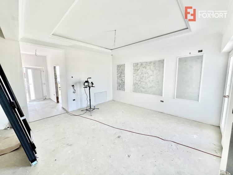 Duplex Mosnita, 4 camere, 2 bai - Toate utilitatile