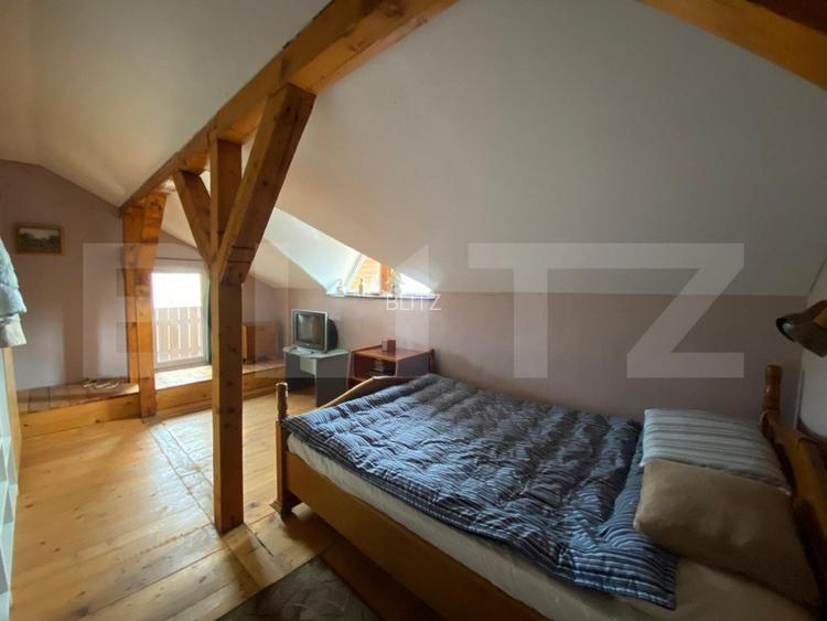 Casa deosebita cu 5 dormitoare, 115 mp, teren 2300 mp, zona Schit - 5