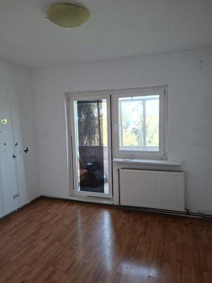 Ap. 3 cam. 64 mp, Decomand etajul 3 din 4, Zona Popa Șapcă, Pret 95 000 Euro neg