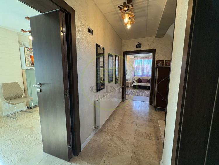 Casa, P+E+M, 170 mp, Zona Ford