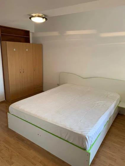 Apartament cu 2 camere, 62 mp, etaj intemediar, Zona strazii Bucuresti