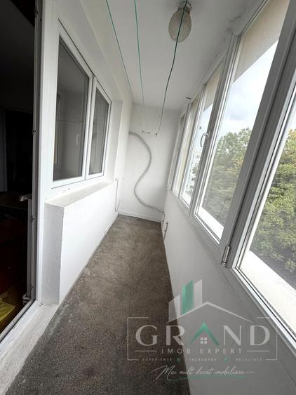 3 CAMERE DECOMANDAT | BALCON | GARAJ | PIVNIȚĂ | CENTRALĂ PROPRIE | MĂNĂȘTUR